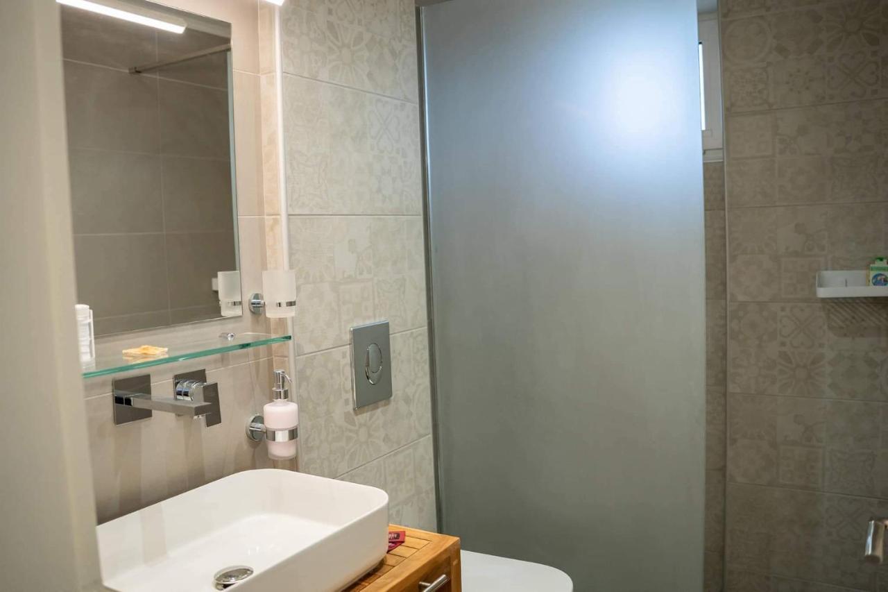 2 Bedroom Apartment Lambisea คอสทาวน์ ภายนอก รูปภาพ
