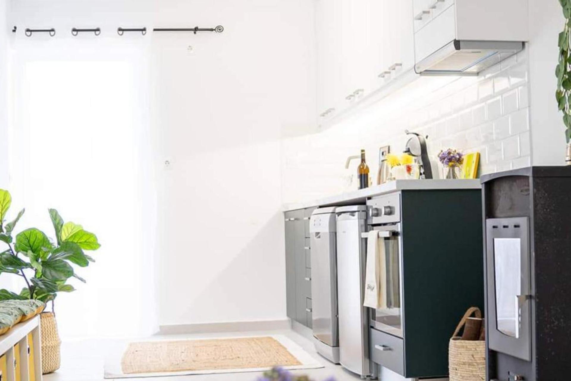 2 Bedroom Apartment Lambisea คอสทาวน์ ภายนอก รูปภาพ